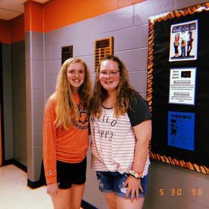 Meet your Posher, Chloe